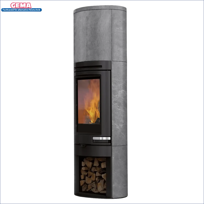Grauer Stein-Holzofen Edilkamin Tally S Evo 9,1 kW mit Flammen und Holzvorrat